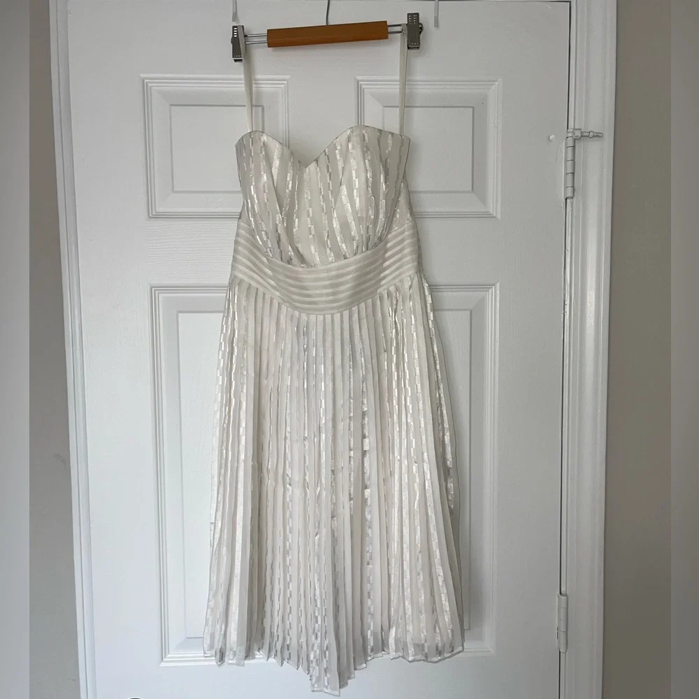 White House Black Market Chiffon Pleated Dress (6) - Picture 6 of 11